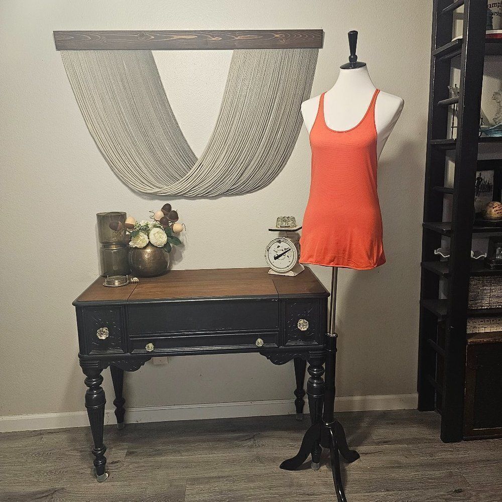 Lululemon Striped Tank Top Sz 8